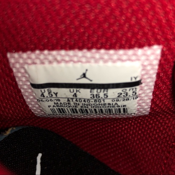 Nike Air Jordan Legacy 312 GS Toro 4.5Y - Picture 9 of 9